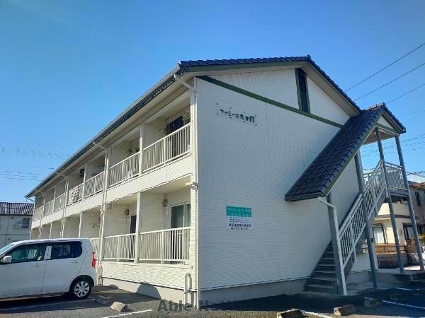 ファミーユ茂木Bの物件外観写真