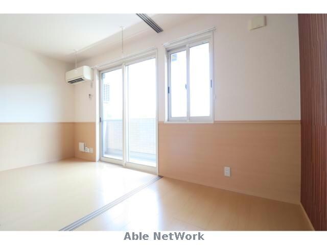 メイスクエアＣの物件内観写真