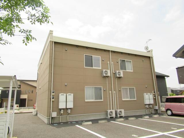 パークハイムの物件外観写真