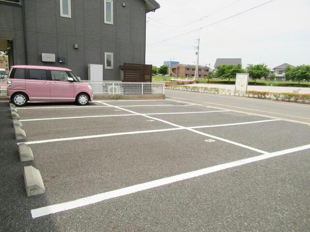 パークハイムの物件外観写真