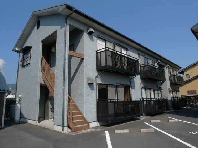 ジュネパレスⅡの物件外観写真