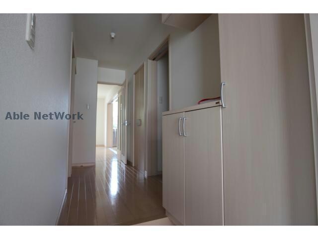 ウィスターコート斐川Aの物件内観写真