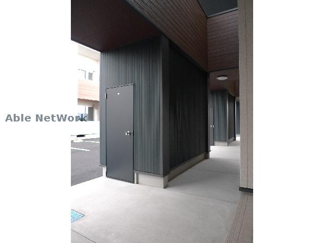 ウィスターコート斐川Aの物件外観写真