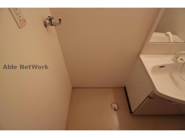 ウィスターコート斐川Aの物件内観写真