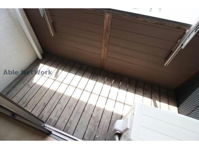 ウィスターコート斐川Aの物件内観写真