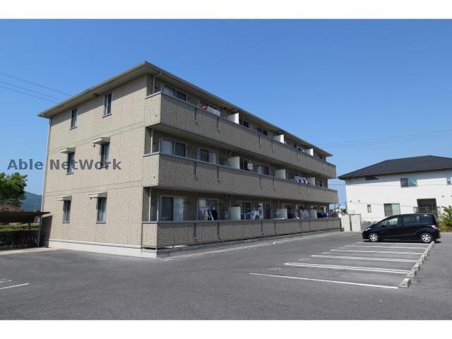 リビングタウン中野美保南の物件外観写真