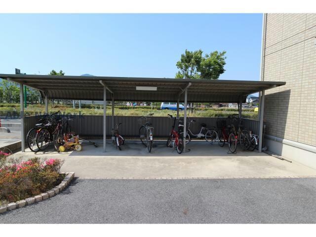 リビングタウン中野美保南の物件外観写真