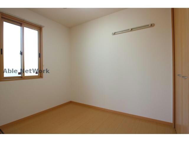 エレガンス姫原の物件内観写真