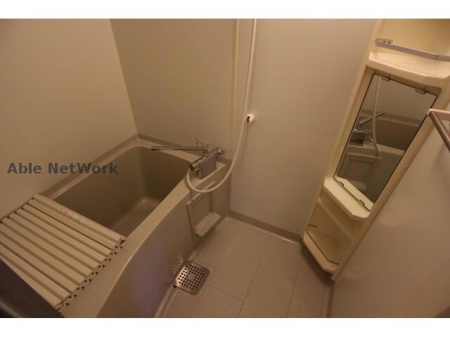 エレガンス姫原の物件内観写真