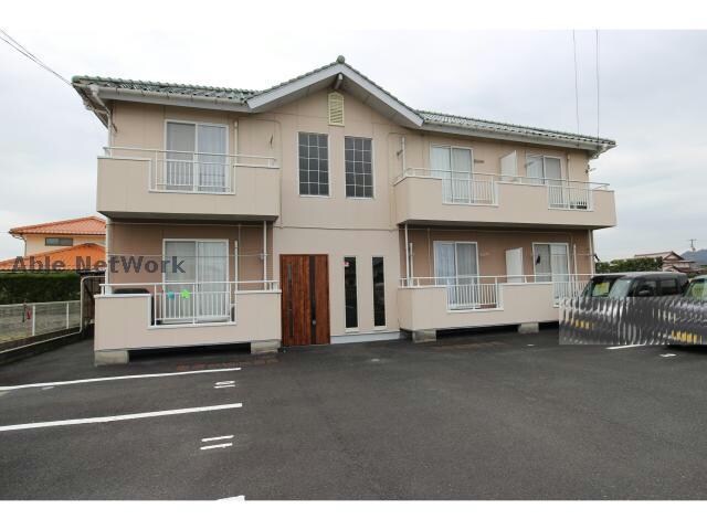 ユニワエクセルの物件外観写真