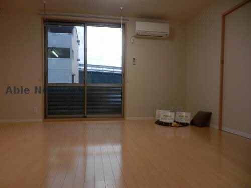 ウィステリアおおつの物件内観写真