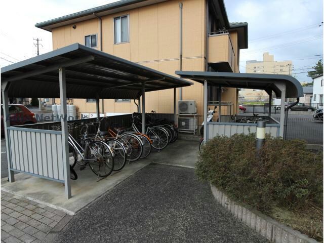 リビングタウン神原　B棟の物件外観写真