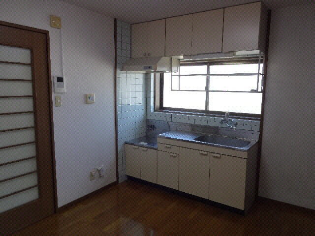 宇和島駅 車移動3分  2km 3階の物件内観写真