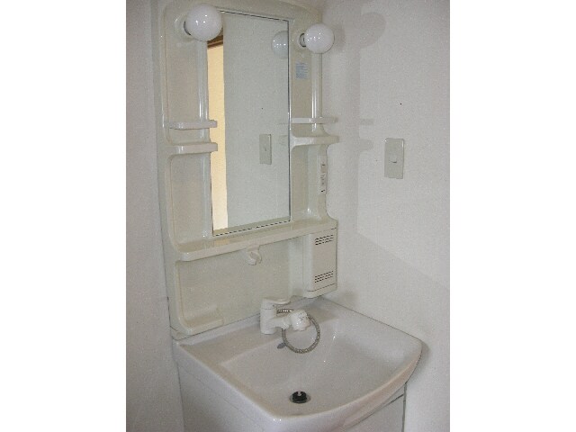 奈良川マンションⅡの物件内観写真