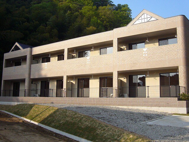 COZY　HOUSE　オレンジの物件外観写真