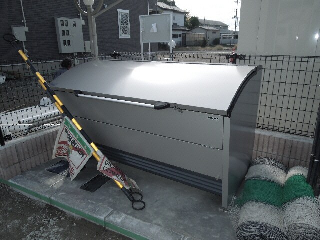 パールエイトの物件外観写真