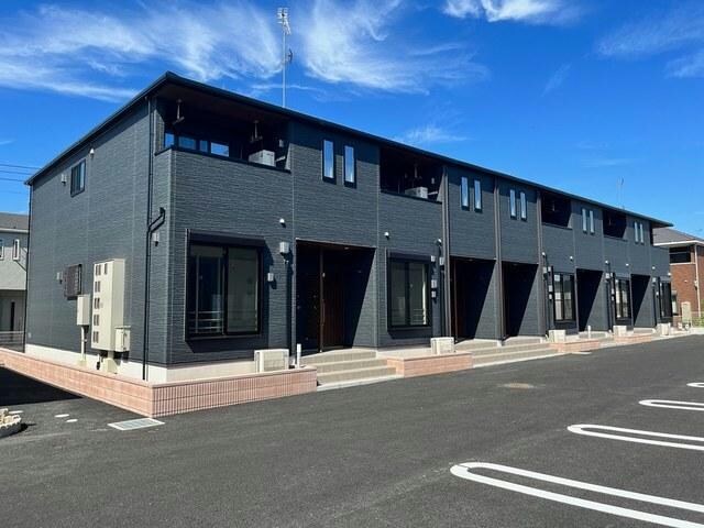 キャトル・セゾンⅢの物件外観写真