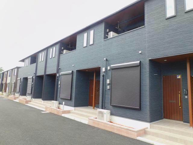 キャトル・セゾンⅢの物件外観写真