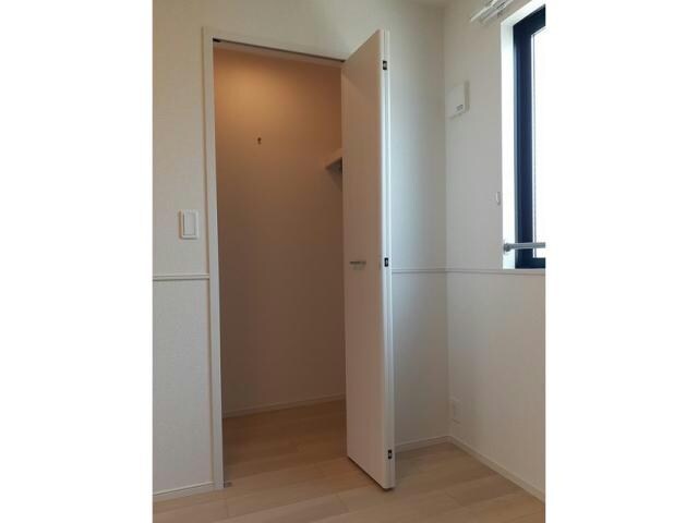 キャトル・セゾンⅢの物件内観写真