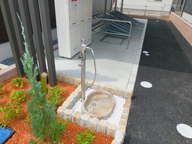 キャトル・セゾンⅢの物件外観写真