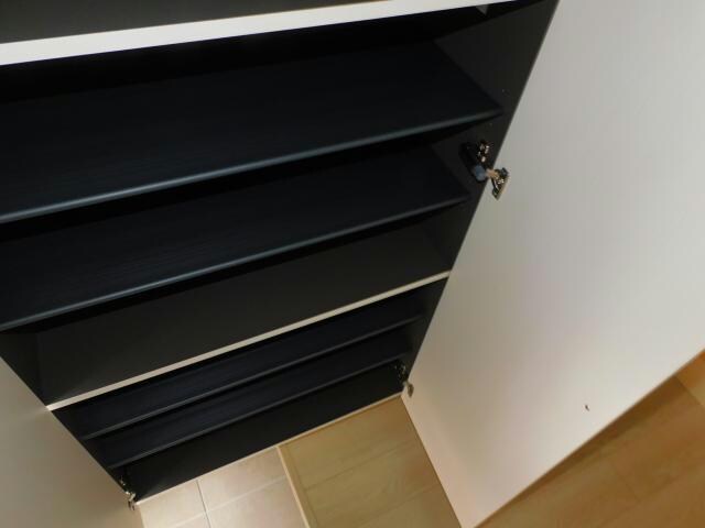 キャトル・セゾンⅢの物件内観写真