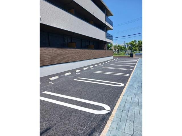 リバーサイドⅡの物件外観写真