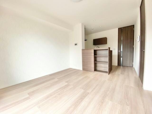 シャイングレイスの物件内観写真