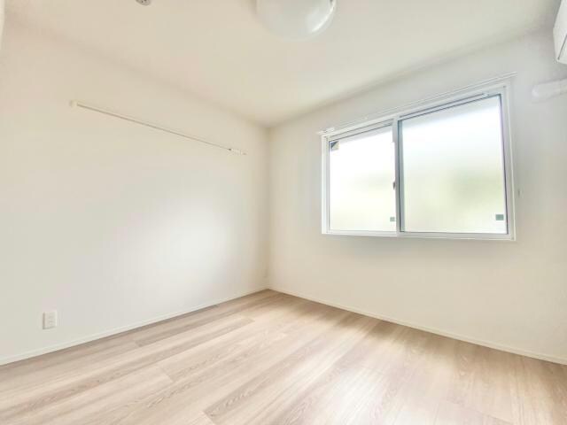 シャイングレイスの物件内観写真