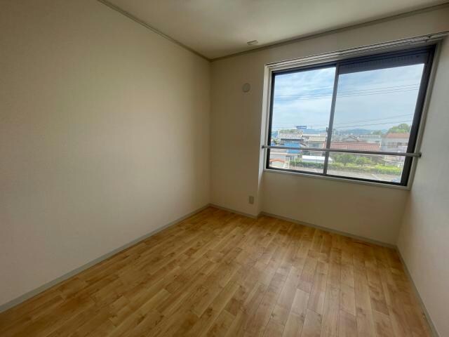 サンハイツ今枝の物件内観写真