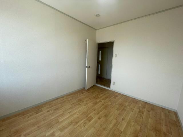 サンハイツ今枝の物件内観写真