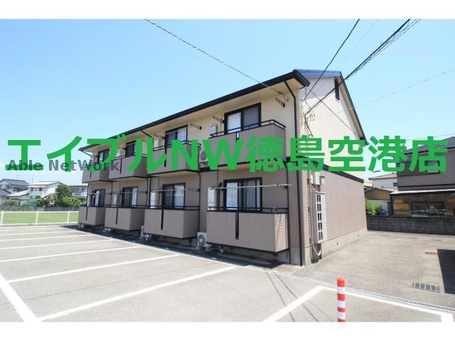 フロラシオン川内Ⅰの物件外観写真