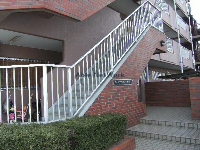 ロイヤルマンション中西（熊谷市中西）の物件外観写真