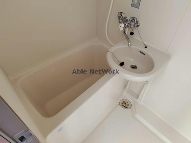 熊谷朝日第二ハイツ（熊谷市鎌倉町）の物件内観写真