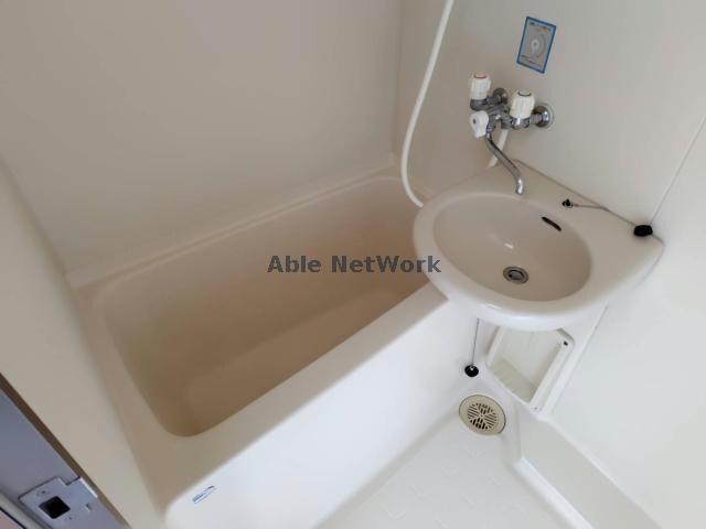 熊谷朝日第二ハイツ（熊谷市鎌倉町）の物件内観写真