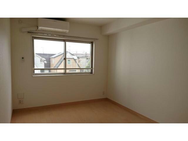 ALMⅡ（熊谷市美土里町）の物件内観写真