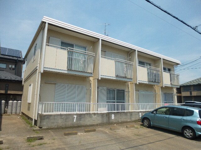 サンプラザ上柴Ｂ（深谷市上柴町西）の物件外観写真