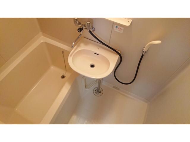 サンプラザ上柴Ｂ（深谷市上柴町西）の物件内観写真