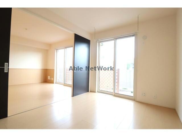 グラン・エスポワールⅡ（熊谷市佐谷田）の物件内観写真