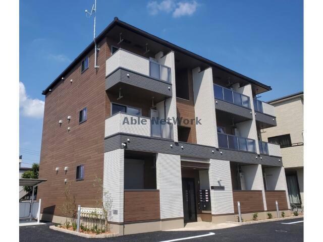 フリーデ・タイリン（熊谷市新堀）の物件外観写真