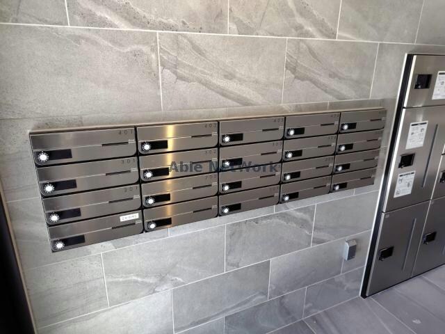 APL Ⅲ（アルムプレミアムリビング Ⅲ）の物件外観写真