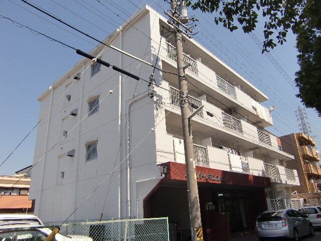 赤城パークマンションの物件外観写真