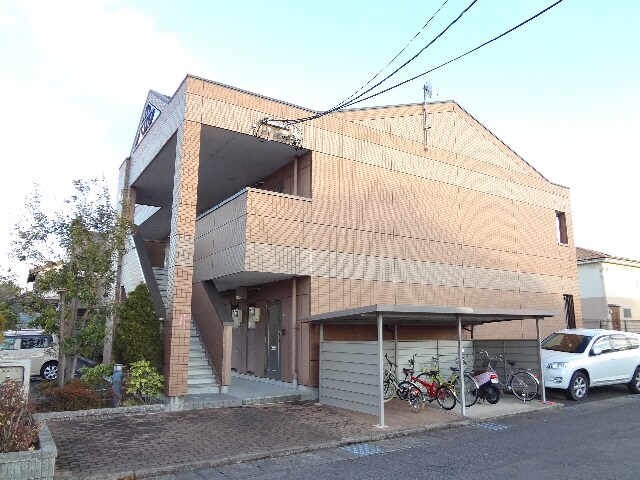 カームｆ本郷の物件外観写真