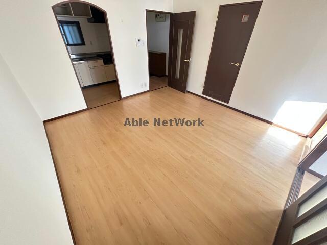 シンビリア花咲の物件内観写真