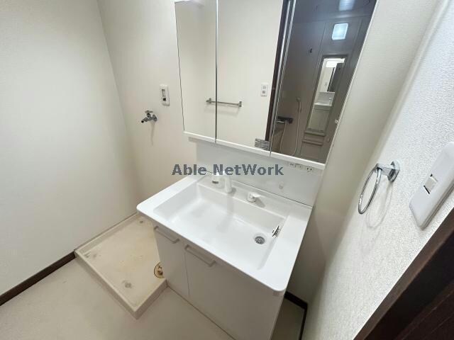 シンビリア花咲の物件内観写真