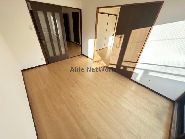 シンビリア花咲の物件内観写真