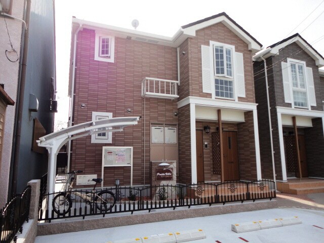 プレットヴィラの物件外観写真