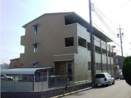 メゾン　グランドゥールの物件外観写真