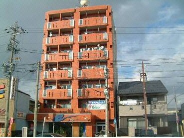 サンメゾン西春の物件外観写真