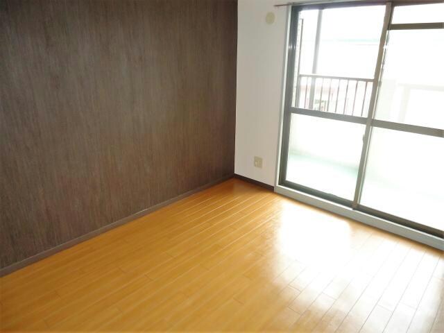 グランドミール中小田井の物件内観写真