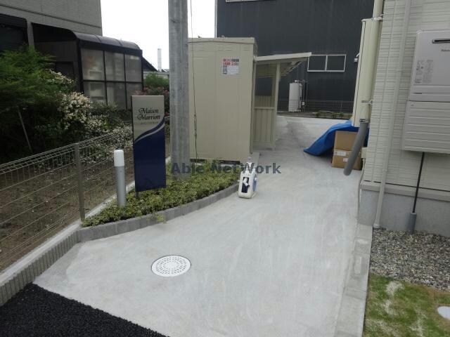 メゾン・マリオットの物件外観写真